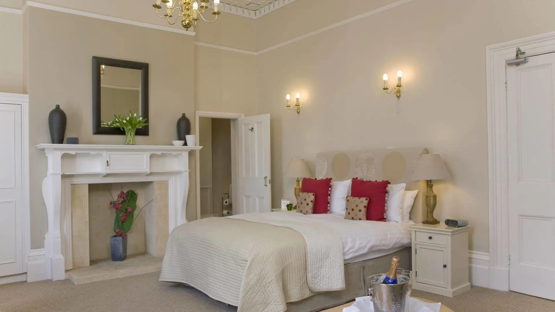 The Cheltenham Townhouse Studios At Glenfall Lawn Pittville Circus