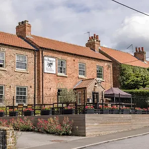 Hotel Plum And Partridge Husthwaite ****